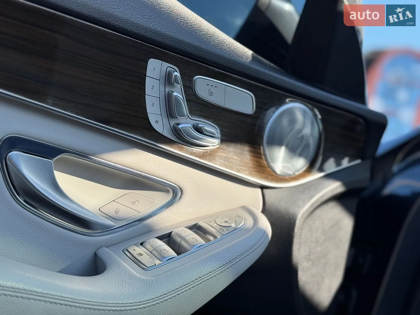 2016 Mercedes-Benz C-klasse - мініатюра 31