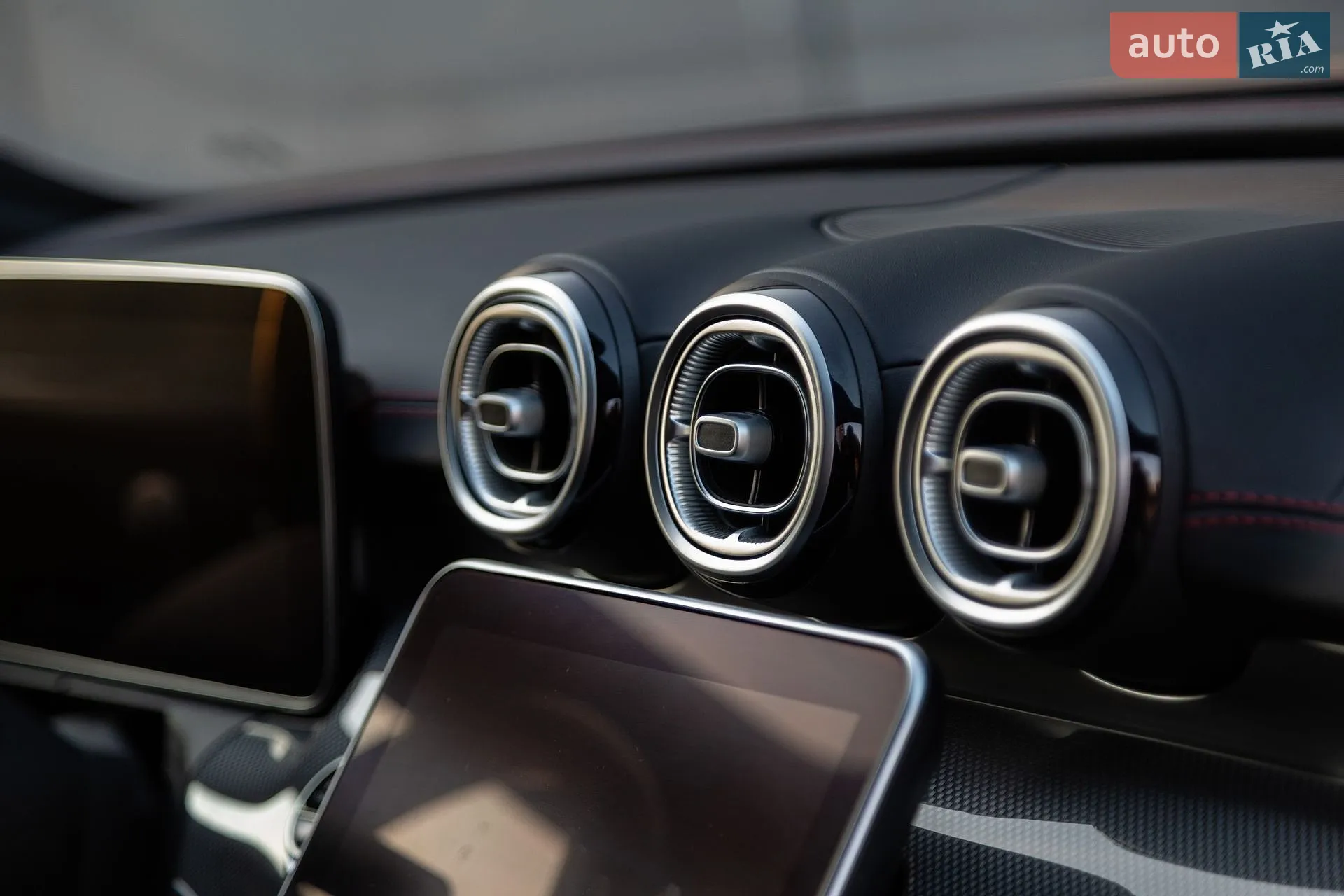 2023 Mercedes-Benz C-klasse - мініатюра 29