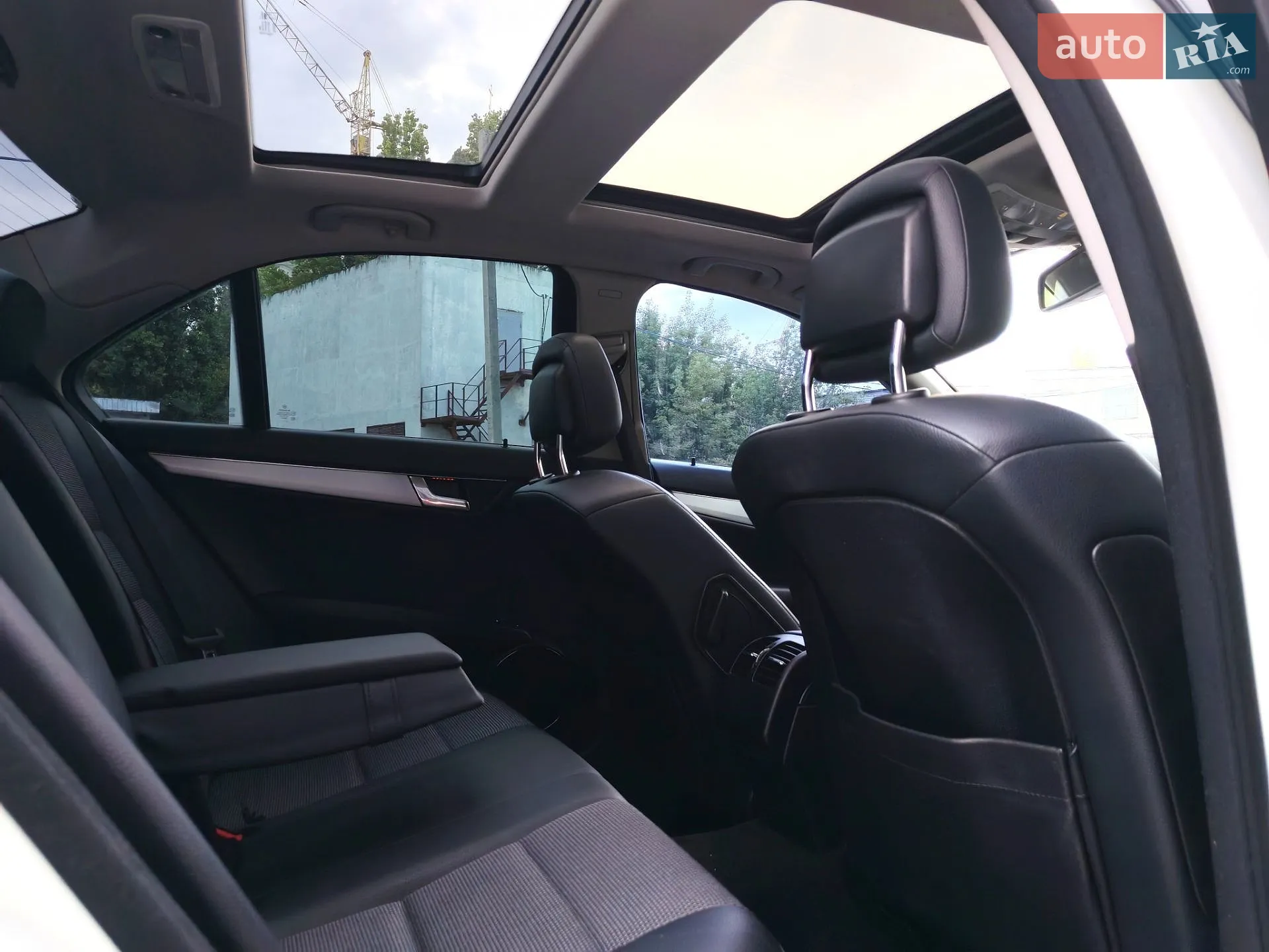 2011 Mercedes-Benz C-klasse - мініатюра 26
