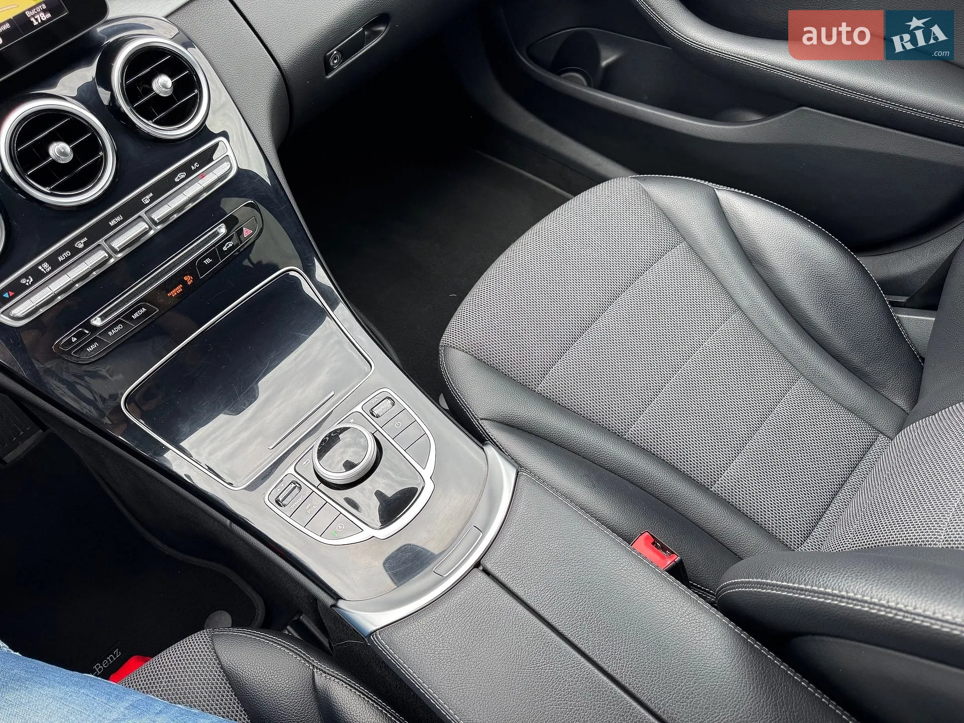 2016 Mercedes-Benz C-klasse - мініатюра 22