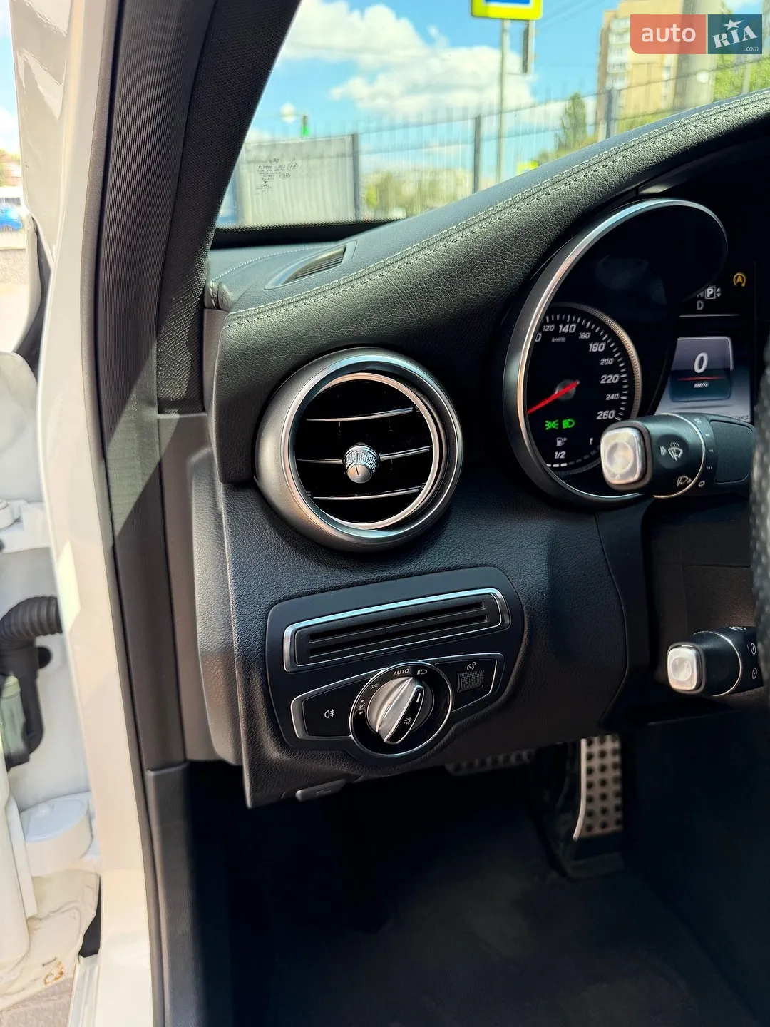 2014 Mercedes-Benz C-klasse - мініатюра 35