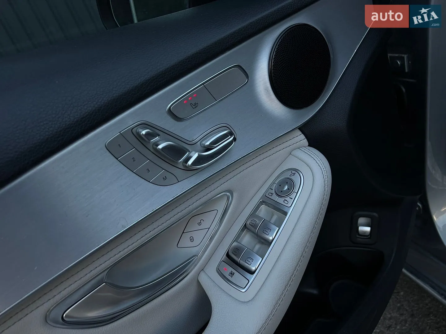 2015 Mercedes-Benz C-klasse - мініатюра 10