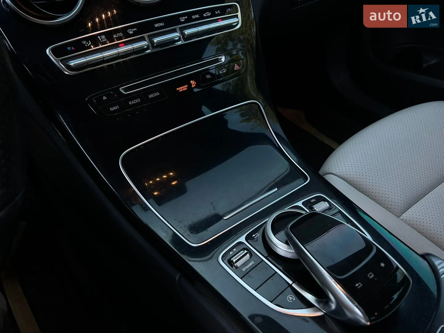 2015 Mercedes-Benz C-klasse - мініатюра 21