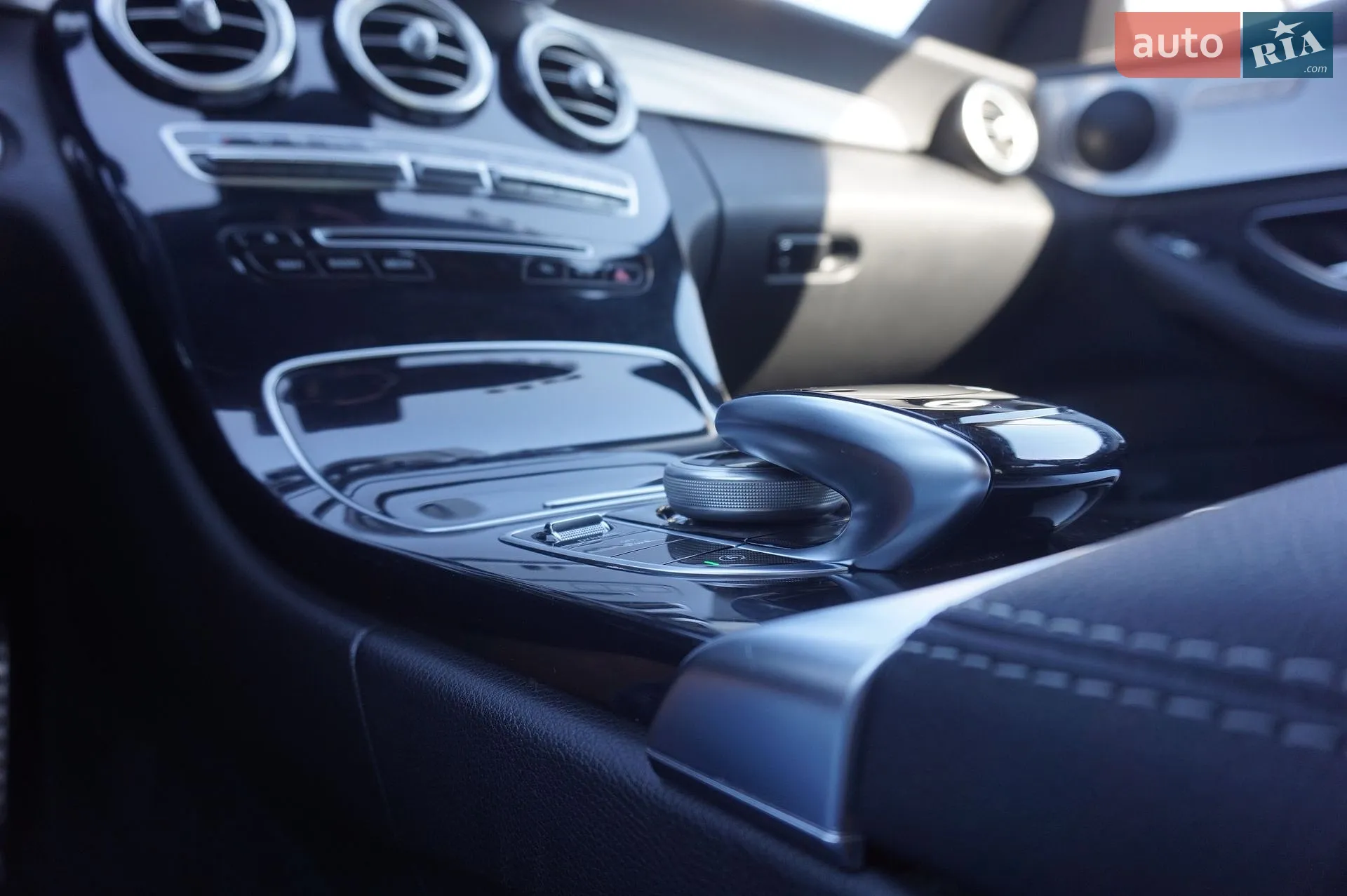 2017 Mercedes-Benz C-klasse - мініатюра 58
