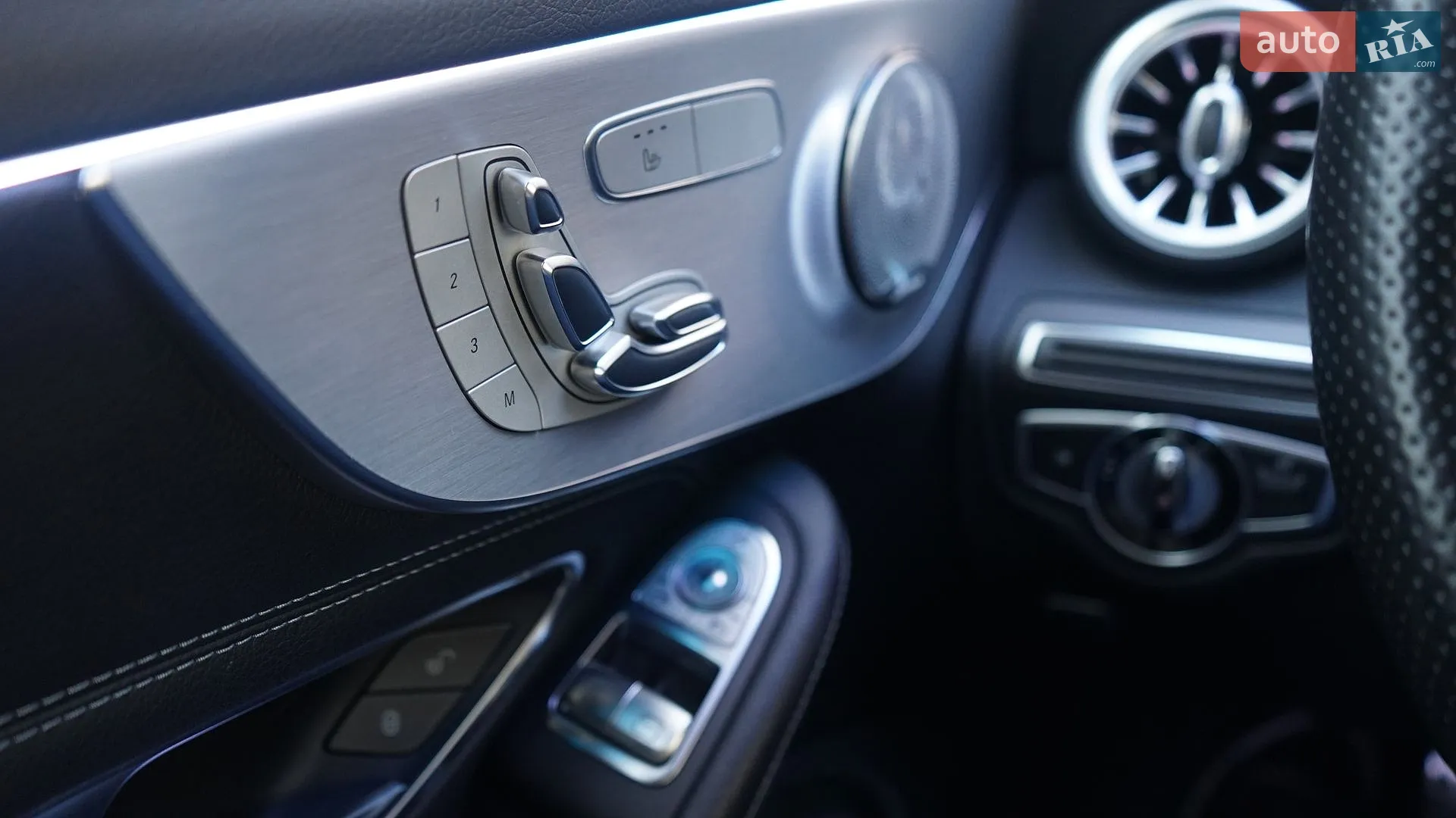2016 Mercedes-Benz C-klasse - мініатюра 36