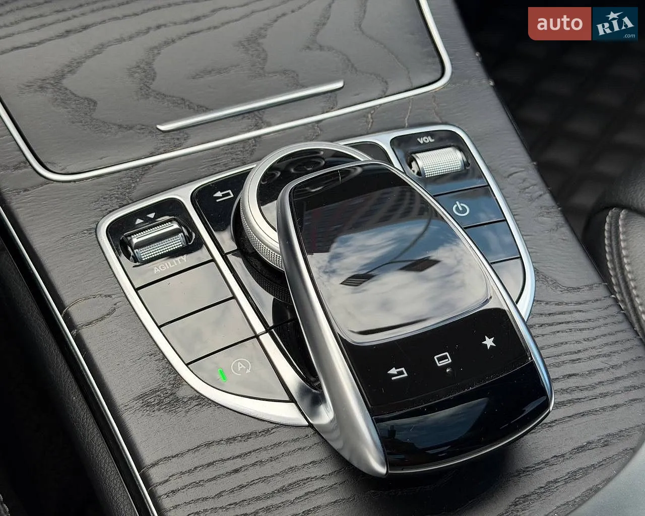 2015 Mercedes-Benz C-klasse - мініатюра 35