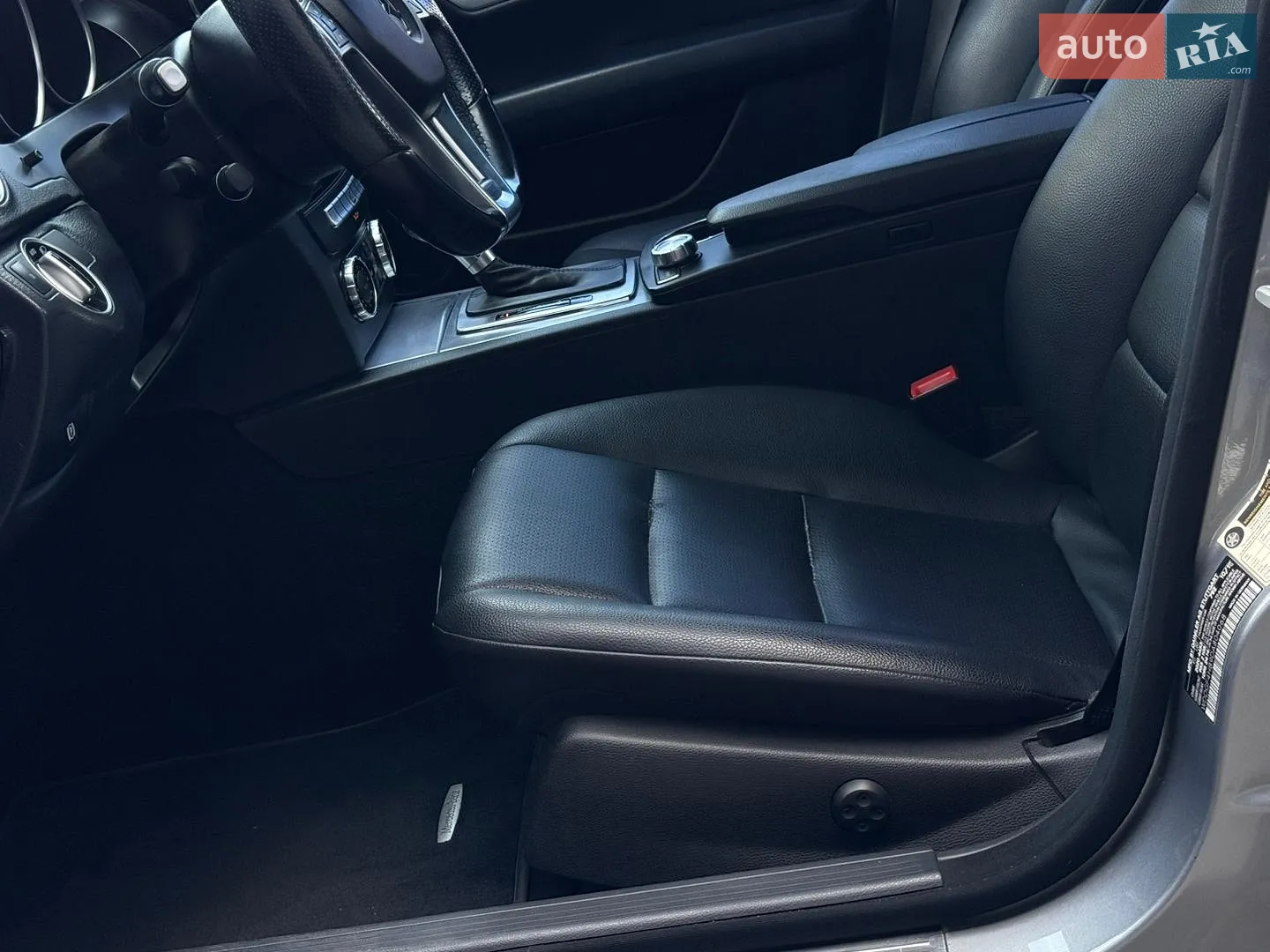 2013 Mercedes-Benz C-klasse - мініатюра 12