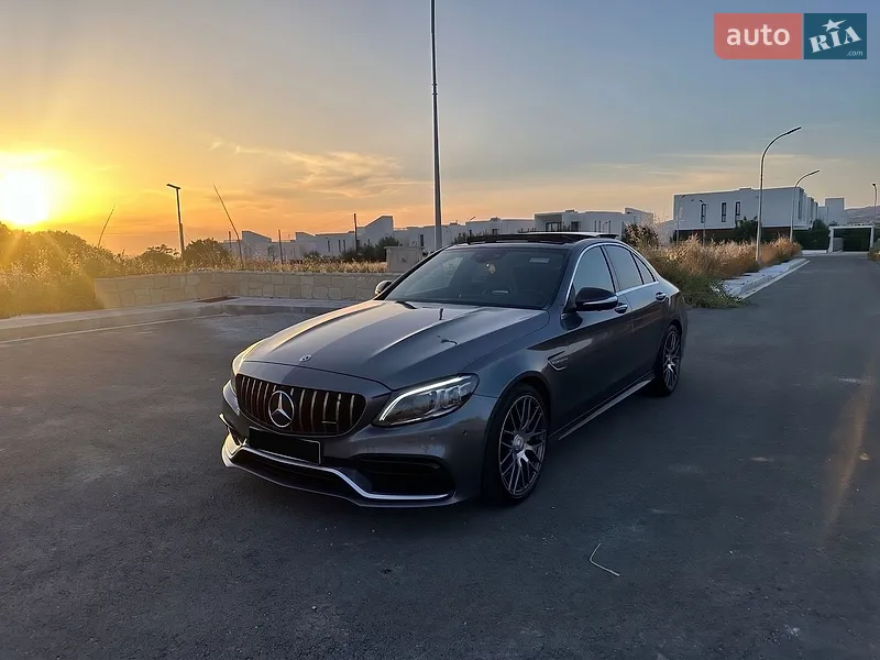 Mercedes-Benz C-Class