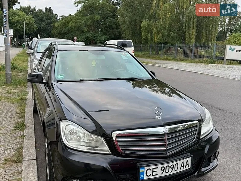 Mercedes-Benz C-Class 2012