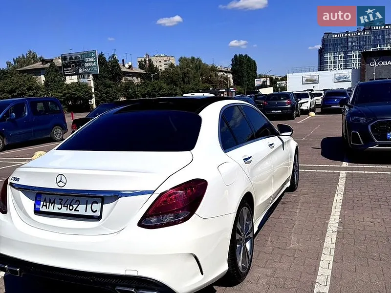 Mercedes-Benz C-Class