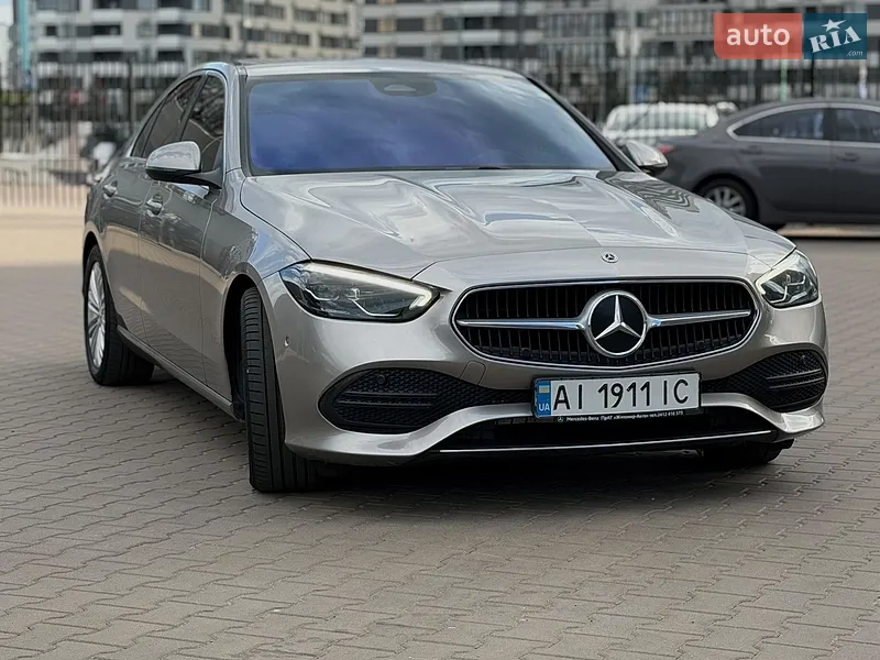 Mercedes-Benz C-Class 2022