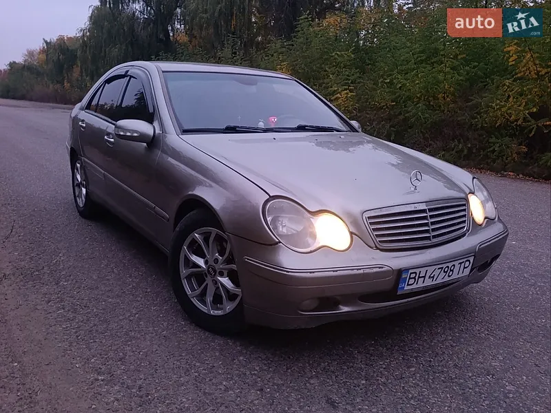 Mercedes-Benz C-Class