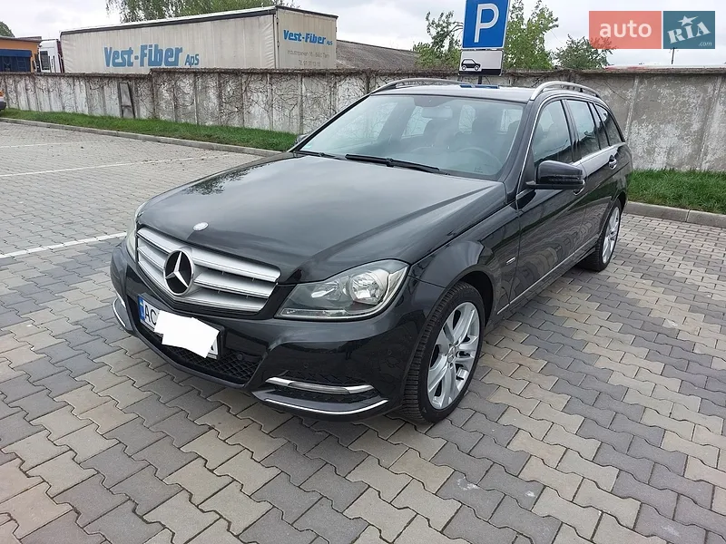 Mercedes-Benz C-Class
