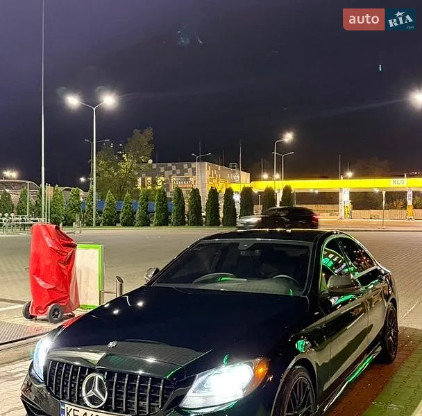 Mercedes-Benz C-Class