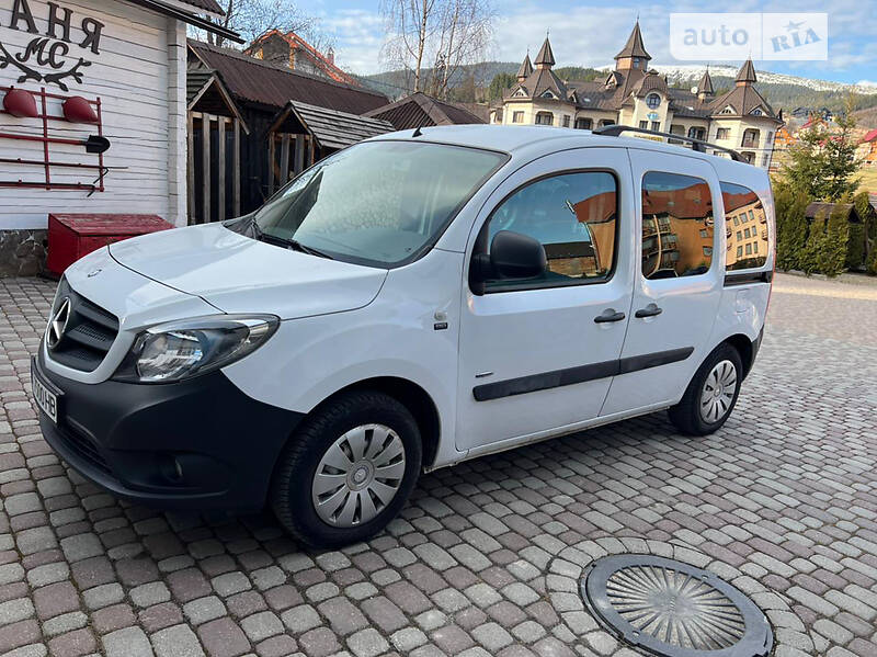 Мінівен Mercedes-Benz Citan 2016 в Львові