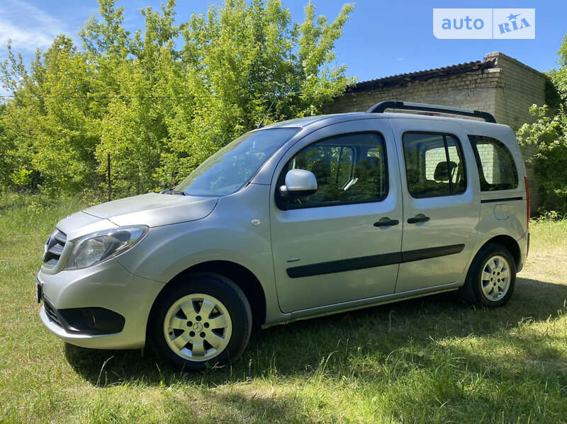 Минивэн Mercedes-Benz Citan 2016 в Дубно