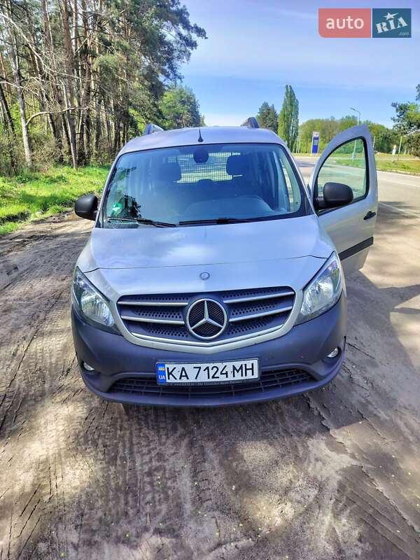 Минивэн Mercedes-Benz Citan 2019 в 