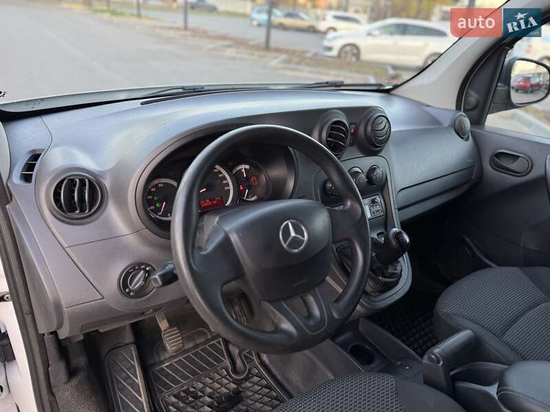 Вантажний фургон Mercedes-Benz Citan 2016 в Дніпрі