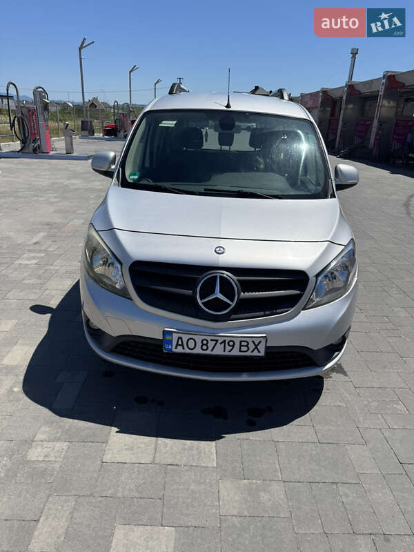 Mercedes-Benz Citan 2013