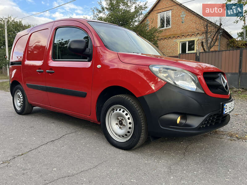Грузовой фургон Mercedes-Benz Citan 2013 в Хороле
