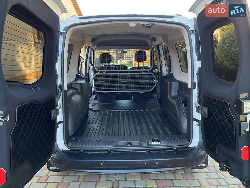 Минивэн Mercedes-Benz Citan 2015 в Софиевской Борщаговке