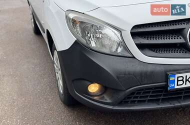 Минивэн Mercedes-Benz Citan 2016 в 