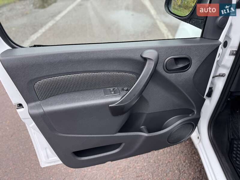 Мінівен Mercedes-Benz Citan 2016 в Дубні