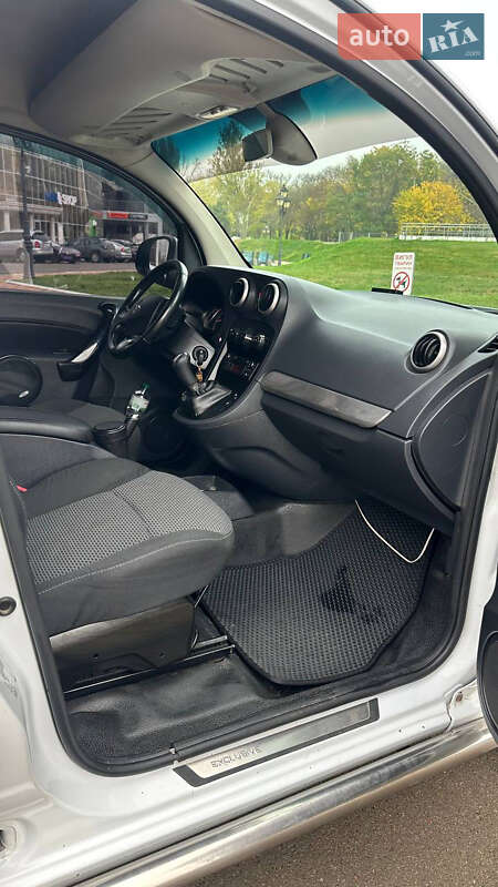 Грузопассажирский фургон Mercedes-Benz Citan 2017 в Одессе фото 12 Грузопассажирский фургон Mercedes-Benz Citan 2017 в Одессе