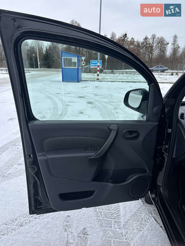 Минивэн Mercedes-Benz Citan 2014 в Дубно