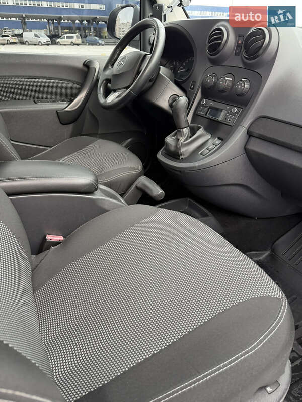 Минивэн Mercedes-Benz Citan 2013 в Киеве фото 4 Минивэн Mercedes-Benz Citan 2013 в Киеве