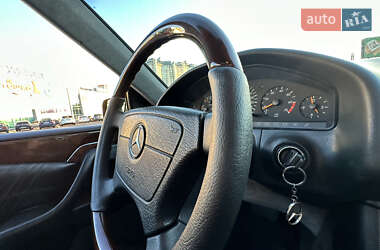 Купе Mercedes-Benz CL-Class 1996 в 