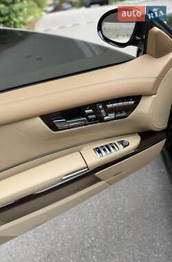Купе Mercedes-Benz CL-Class 2008 в 