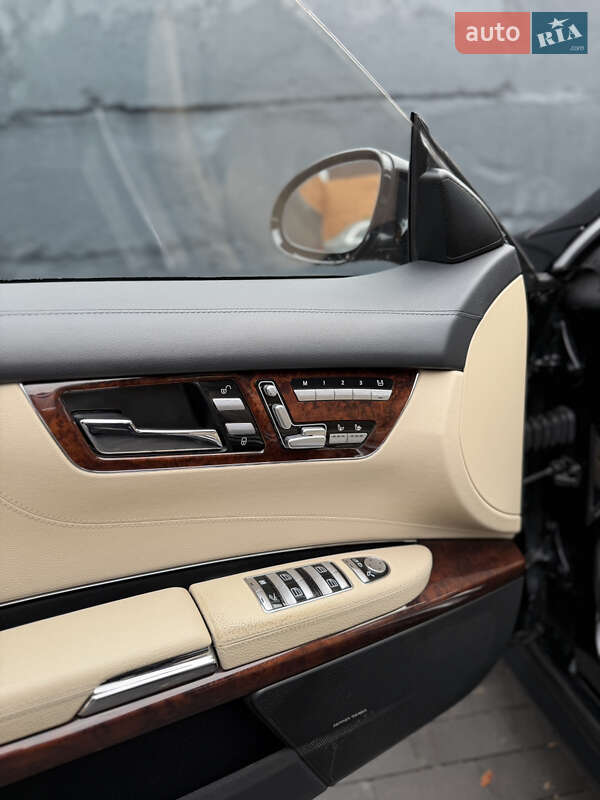 Купе Mercedes-Benz CL-Class 2008 в Киеве фото 12 Купе Mercedes-Benz CL-Class 2008 в Киеве