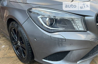 Купе Mercedes-Benz CLA 200 2013 в Черновцах