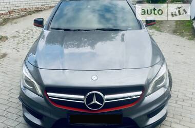 Седан Mercedes-Benz CLA-Class 2014 в Днепре