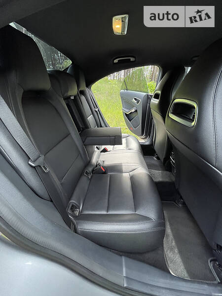 Седан Mercedes-Benz CLA-Class 2015 в Києві