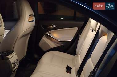 Седан Mercedes-Benz CLA-Class 2018 в 