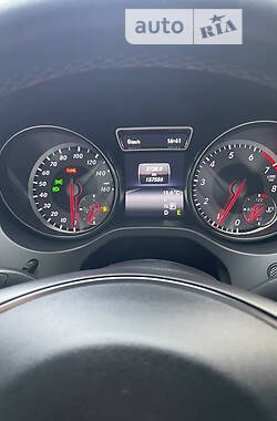 Седан Mercedes-Benz CLA-Class 2015 в 
