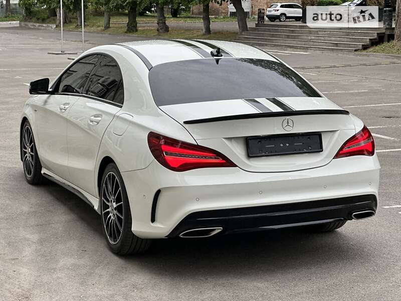 Седан Mercedes-Benz CLA-Class 2017 в Киеве