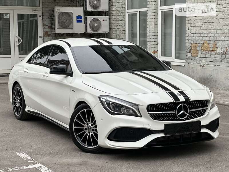 Седан Mercedes-Benz CLA-Class 2017 в Киеве