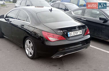 Седан Mercedes-Benz CLA-Class 2017 в Львове