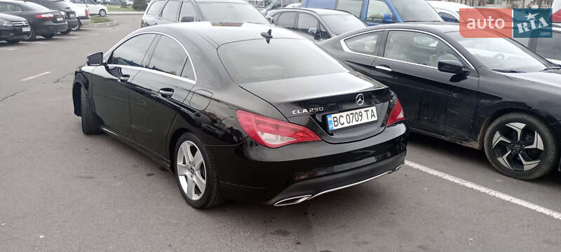 Седан Mercedes-Benz CLA-Class 2017 в Львові