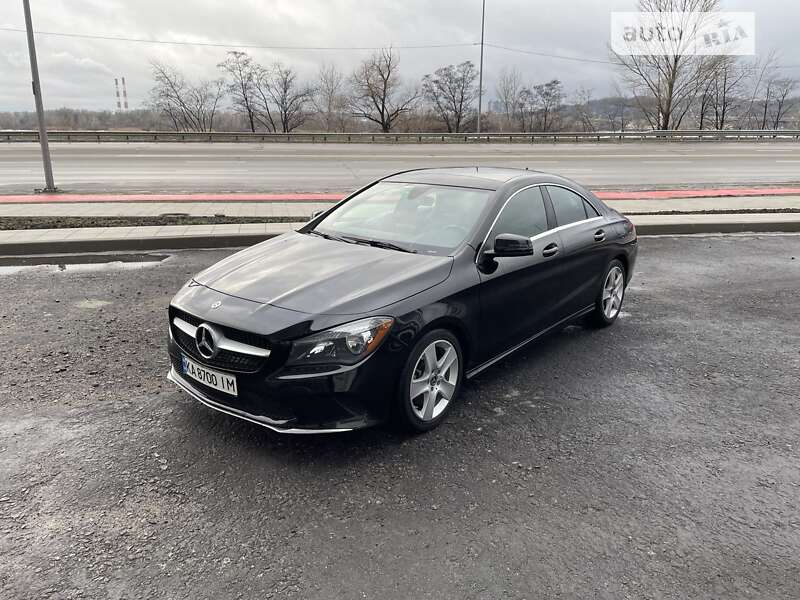 Седан Mercedes-Benz CLA-Class 2017 в Киеве фото Седан Mercedes-Benz CLA-Class 2017 в Киеве