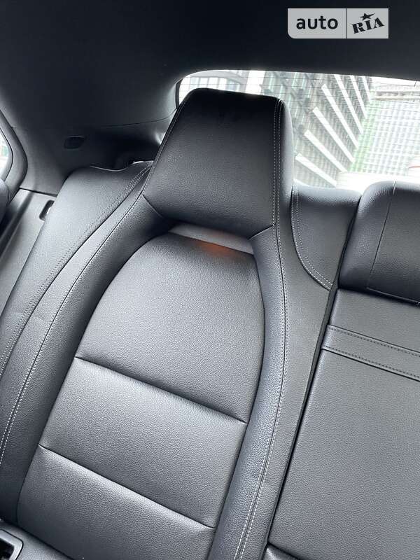 Седан Mercedes-Benz CLA-Class 2017 в Киеве фото 24 Седан Mercedes-Benz CLA-Class 2017 в Киеве