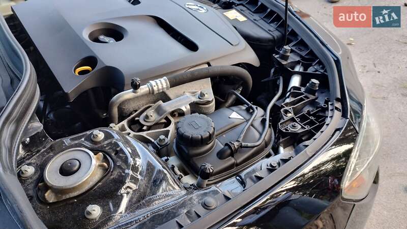 Седан Mercedes-Benz CLA-Class 2015 в Коростене