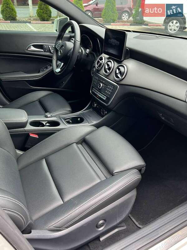 Седан Mercedes-Benz CLA-Class 2016 в Черновцах фото 10 Седан Mercedes-Benz CLA-Class 2016 в Черновцах