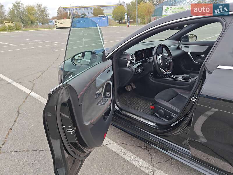 Седан Mercedes-Benz CLA-Class 2021 в Дніпрі