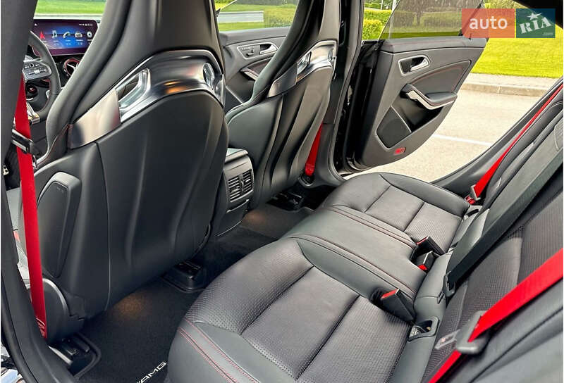 Седан Mercedes-Benz CLA-Class 2015 в Києві