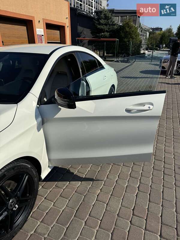 Седан Mercedes-Benz CLA-Class 2015 в Ужгороде