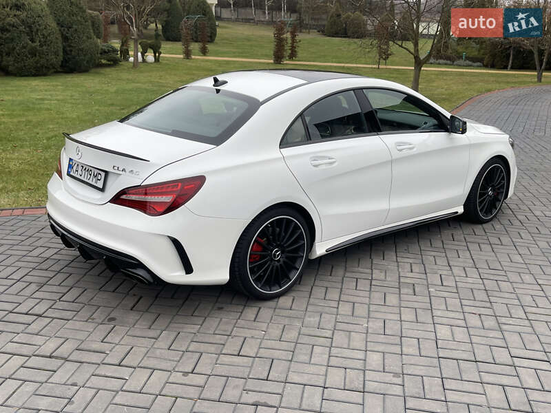 Седан Mercedes-Benz CLA-Class 2018 в Луцке